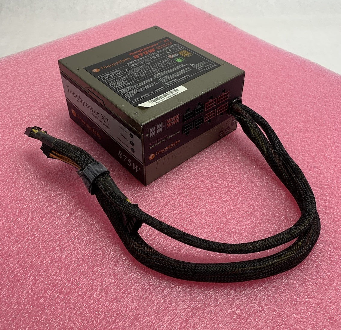 Thremaltake ToughPower XT TP-874AH3CC 875W Power Supply