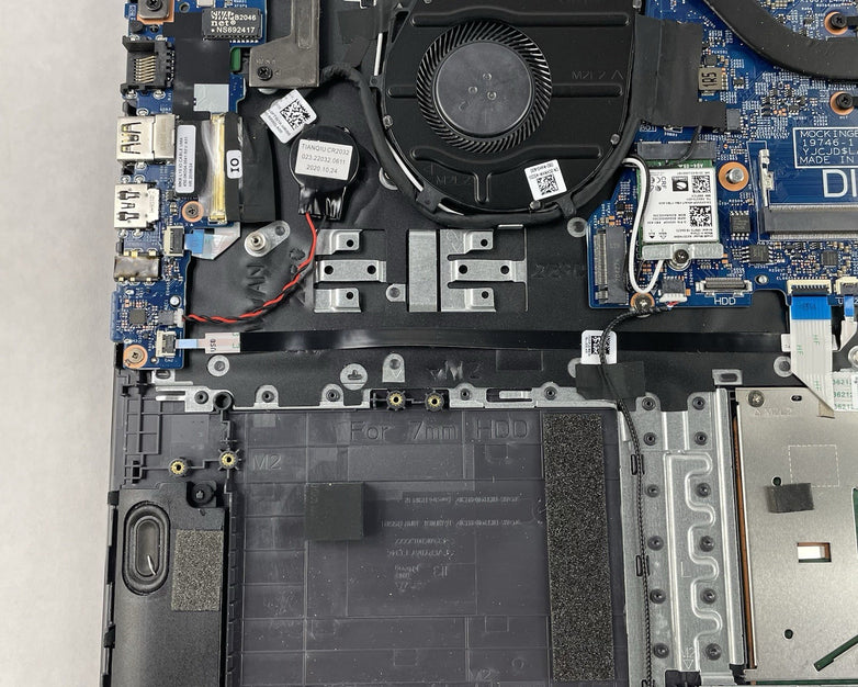 Dell Latitude 3510 15.6" i5-10210U 1.60 GHz 8 GB RAM No SSD/OS/AC/Batt