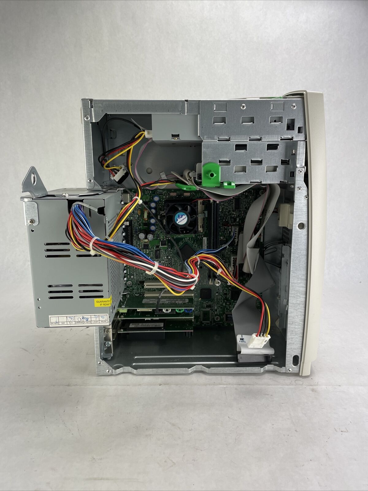 Dell Dimension L700CXE MT Intel Celeron 700MHz 128MB RAM No HDD No OS