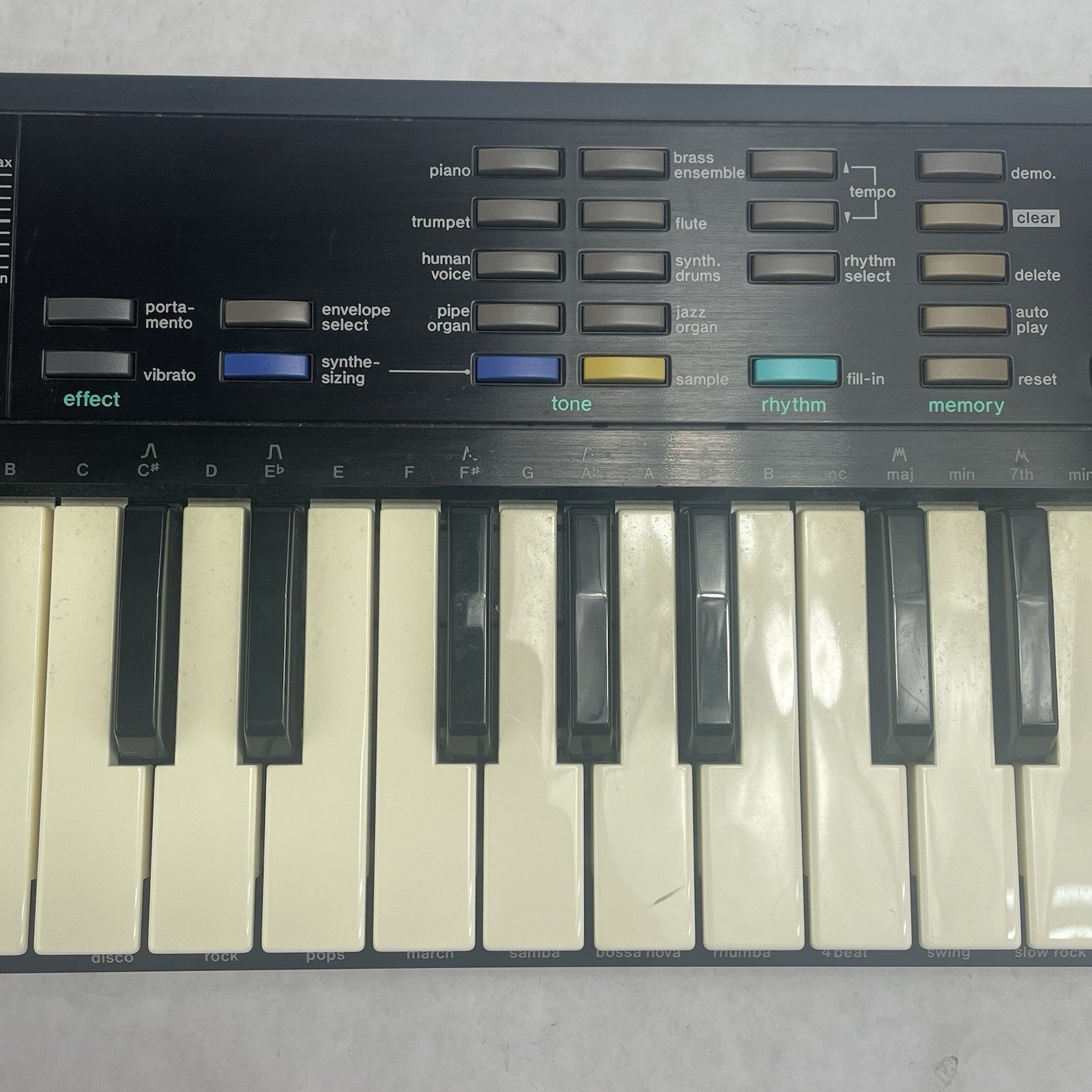 Casio SK-1 Portable 32 Key Sampling Keyboard3