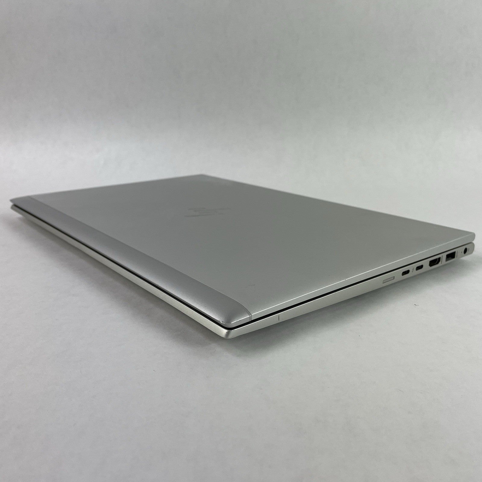 HP EliteBook 850 G8 15.6" i5-1145G7 2.60 GHz 8 GB RAM No SSD/OS/AC - Rubber Feet9