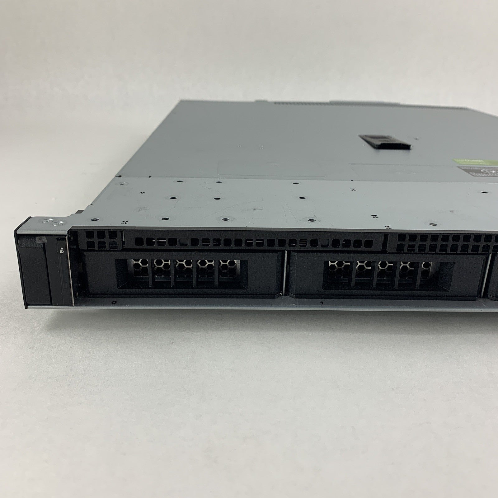 Dell PowerEdge R240 1U Server Xeon E-2246G 3.6 GHz 64 GB DDR4 No OS No HDD Bent