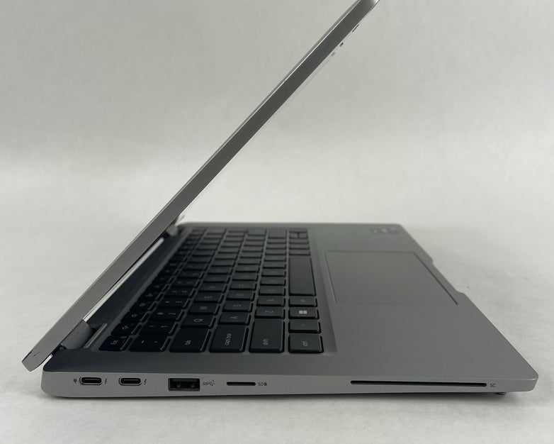Dell Latitude 5330 13.3" i5-1245U 3.96 GHz 16 GB RAM Touchscreen No SSD/OS/AC