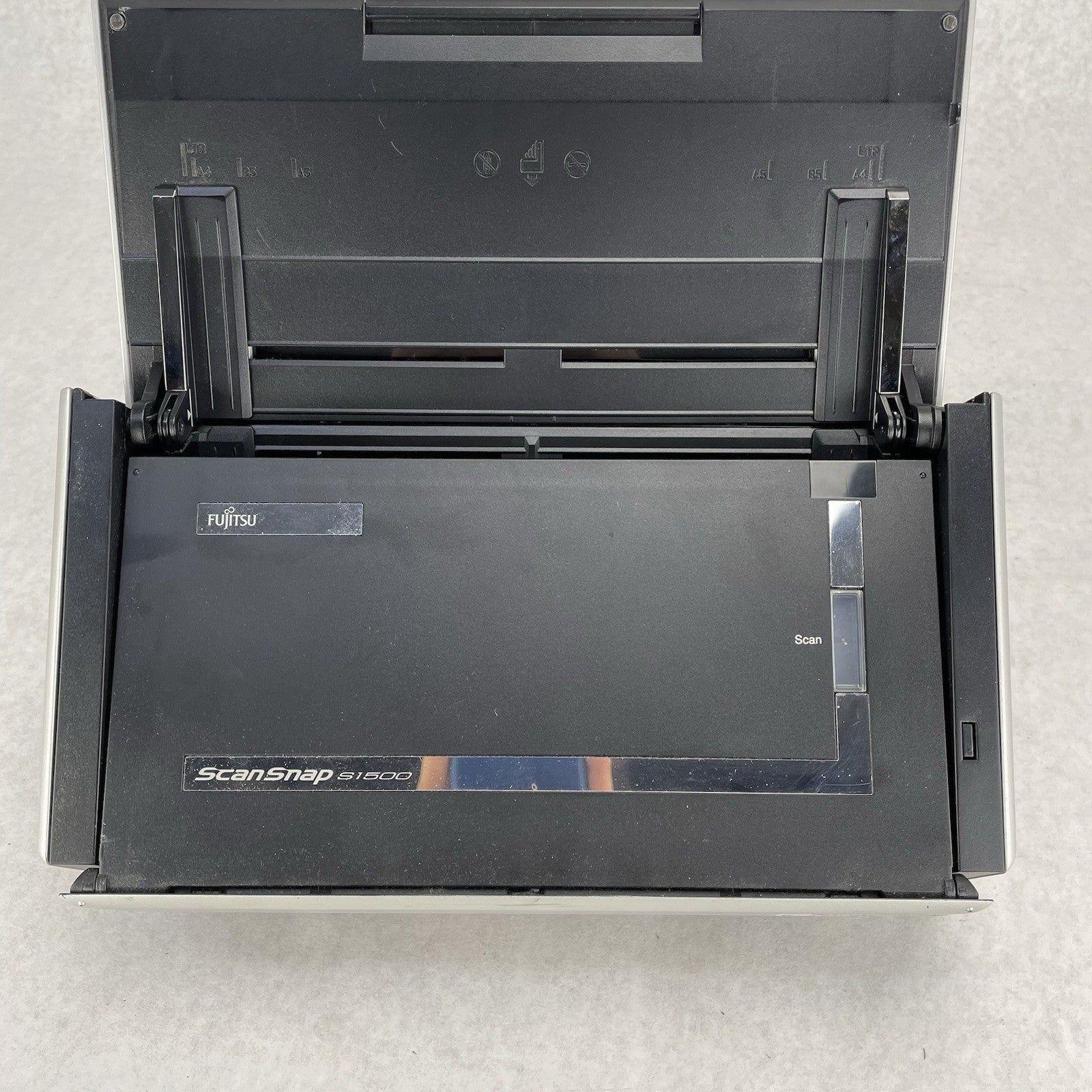 Fujitsu ScanSnap S1500 Pass-Through Scanner Parts or Repair