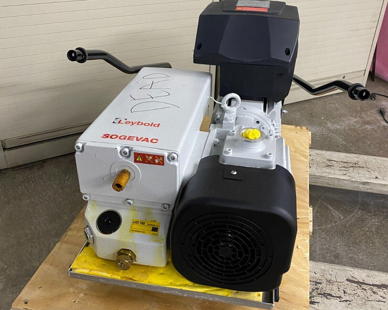 Sogevac Leybold SV120BIFC 960563V3002 Vacuum Pump - Parts or Repair