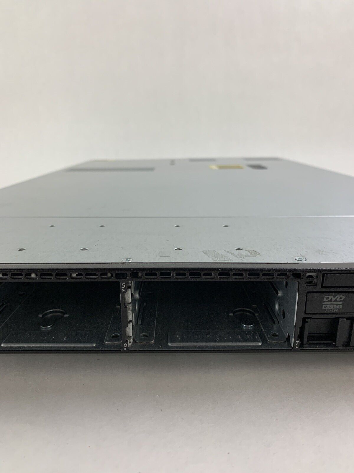 HP ProLiant DL360p Gen8 Xeon E5-2609 V2 2.5 GHz 8 GB RAM No OS No HDD P440ar
