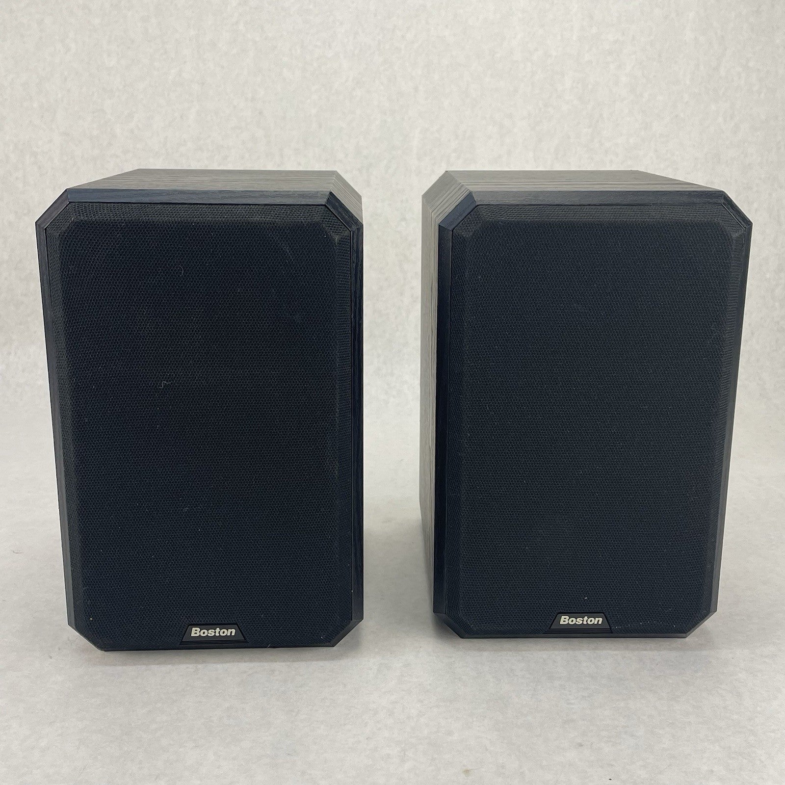 2 - Boston Acoustics Inc. HD5 Black Speakers 8 Ohms GUC1