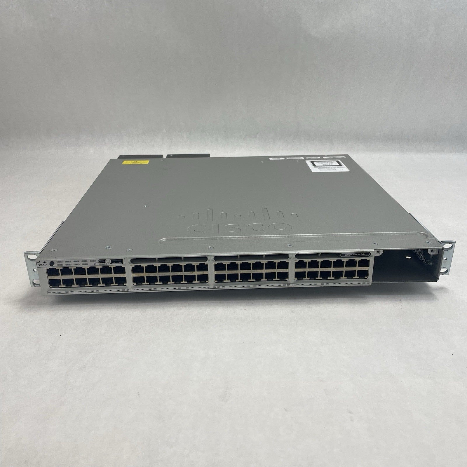 Cisco WS-C3850-48PW-S 48-Port PoE+ Gigabit Layer 3 Managed Switch Tested & Reset1