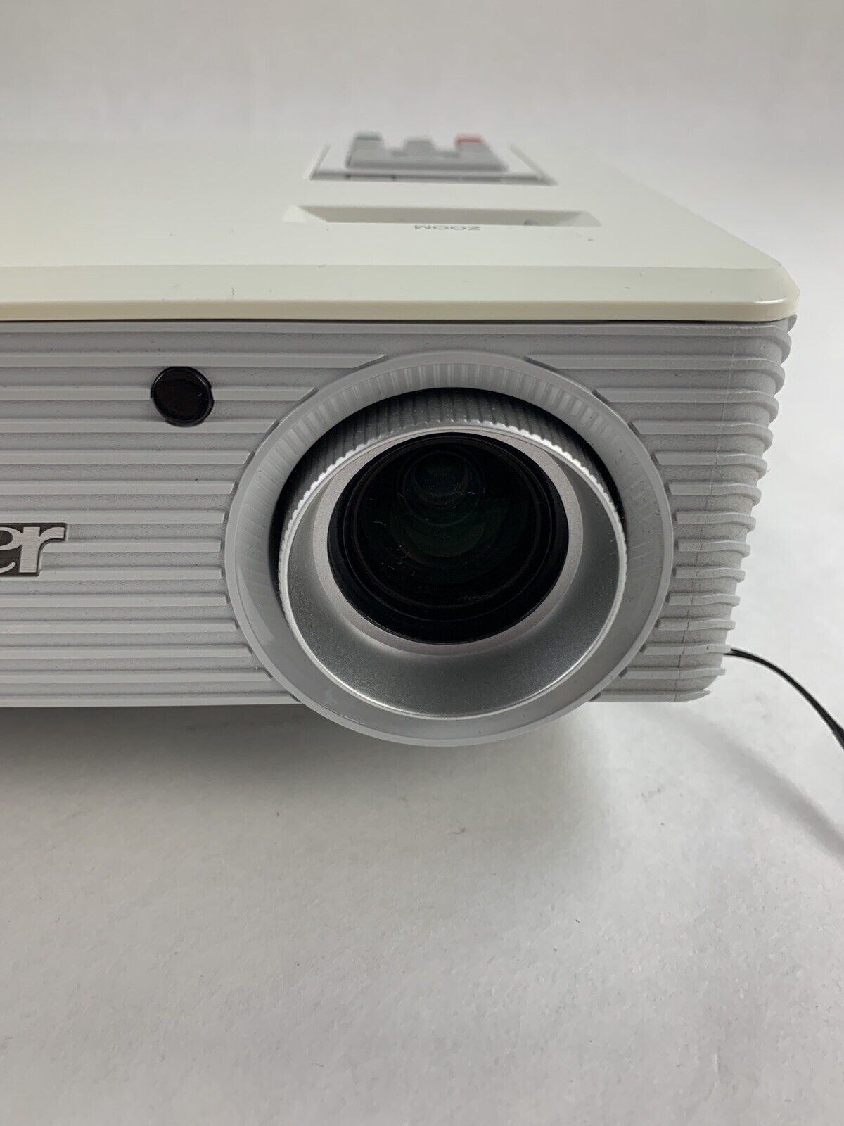 Acer H5360 DLP Projector Tested Powers Displays Has Bad Fans and Parts Repair