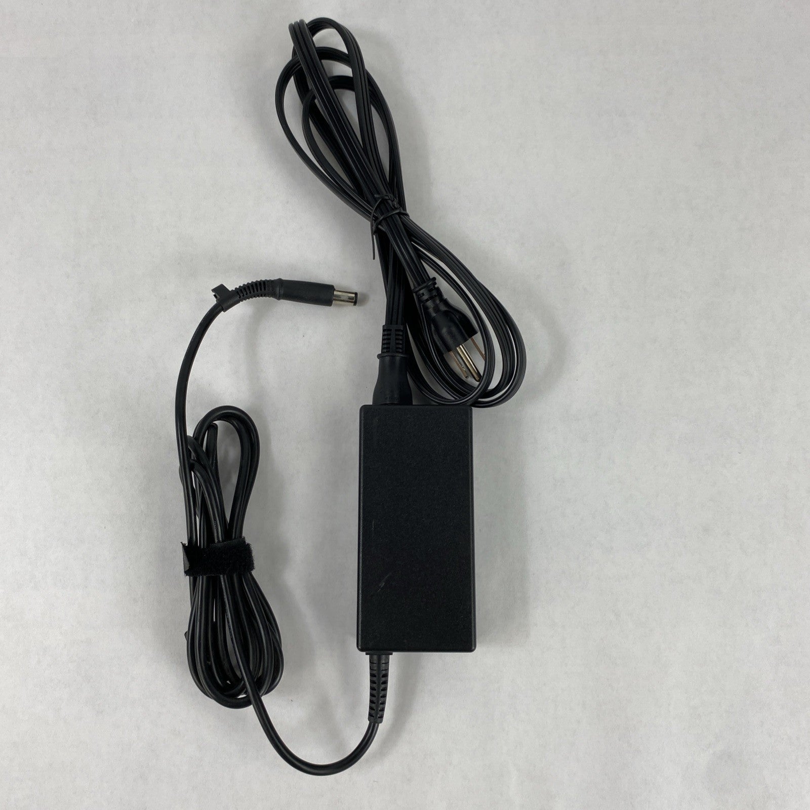 HP TPC-CA58 65W 19.5V 3.33A 7.4mm Barrel Charger AC Adapter (Lot of 7)5