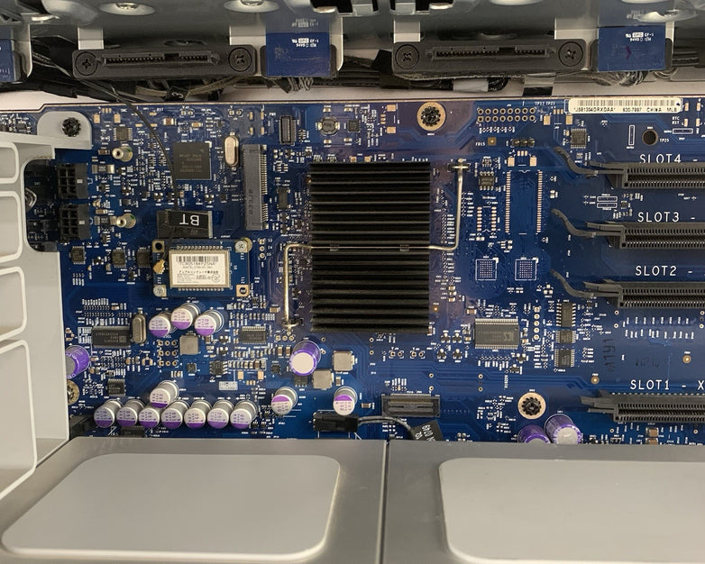 Apple Mac Pro A1186 2008 2x Xeon E5462 2.8 GHz 32 GB RAM No HDD No OS No GPU