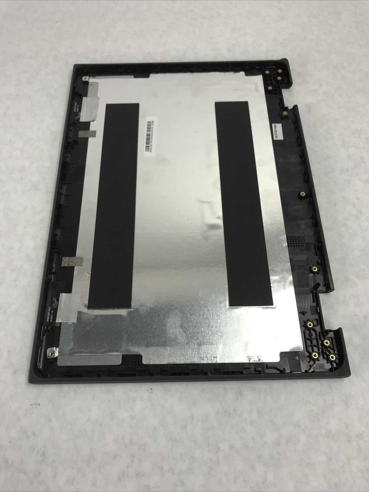 Lenovo 500e 1st Gen Chromebook Top Cover