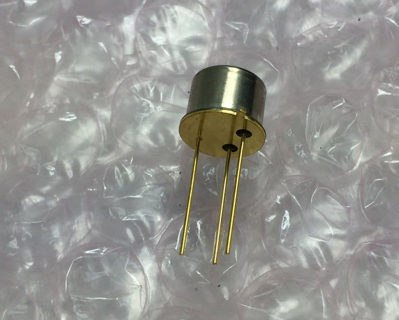 SK3024 NPN Silicon Transistor  Gold Pin  NOS Lot of 10