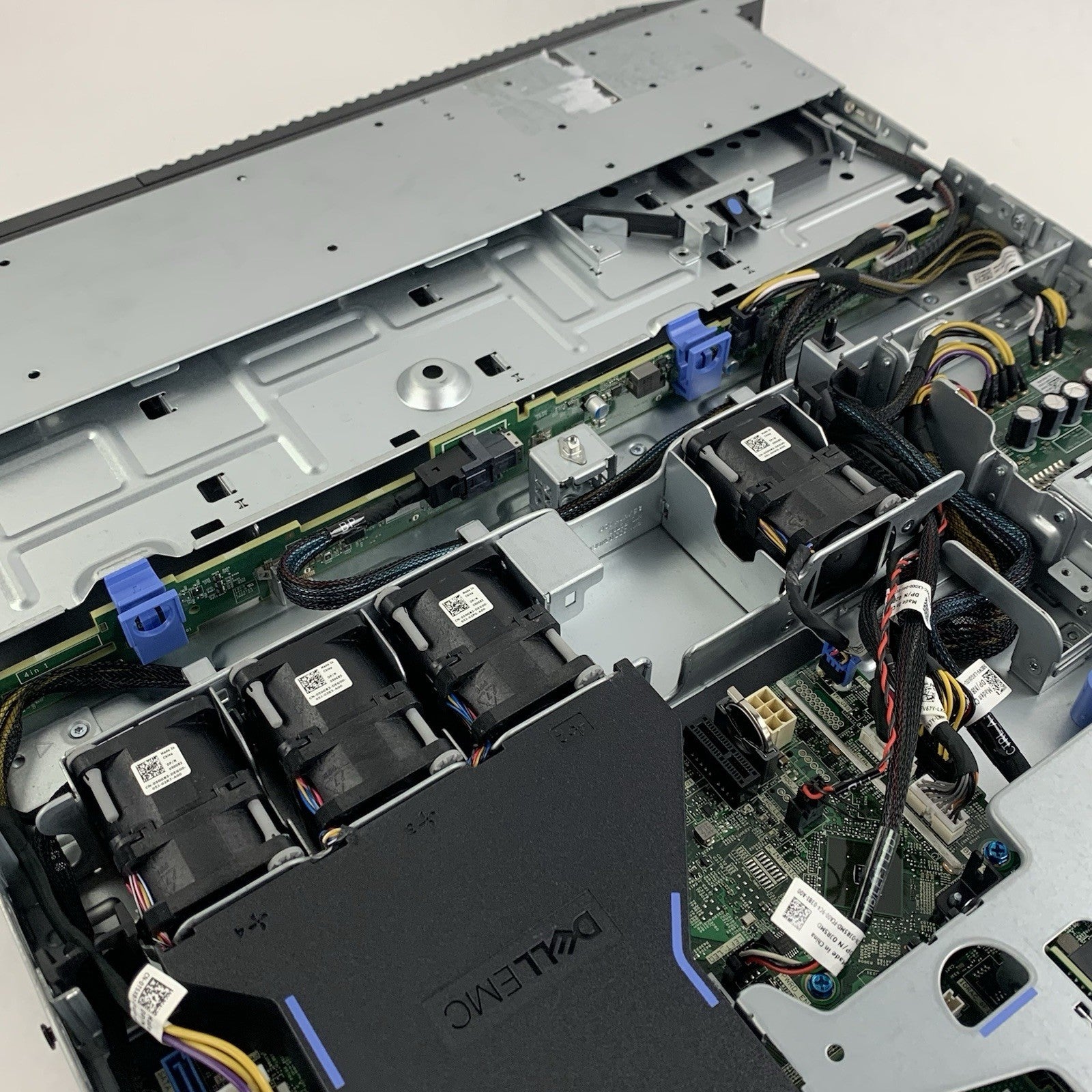 Dell PowerEdge OEMR R340 Server 1x E-2236 3.4 GHz 32 GB Ram H730P No OS No HDD12