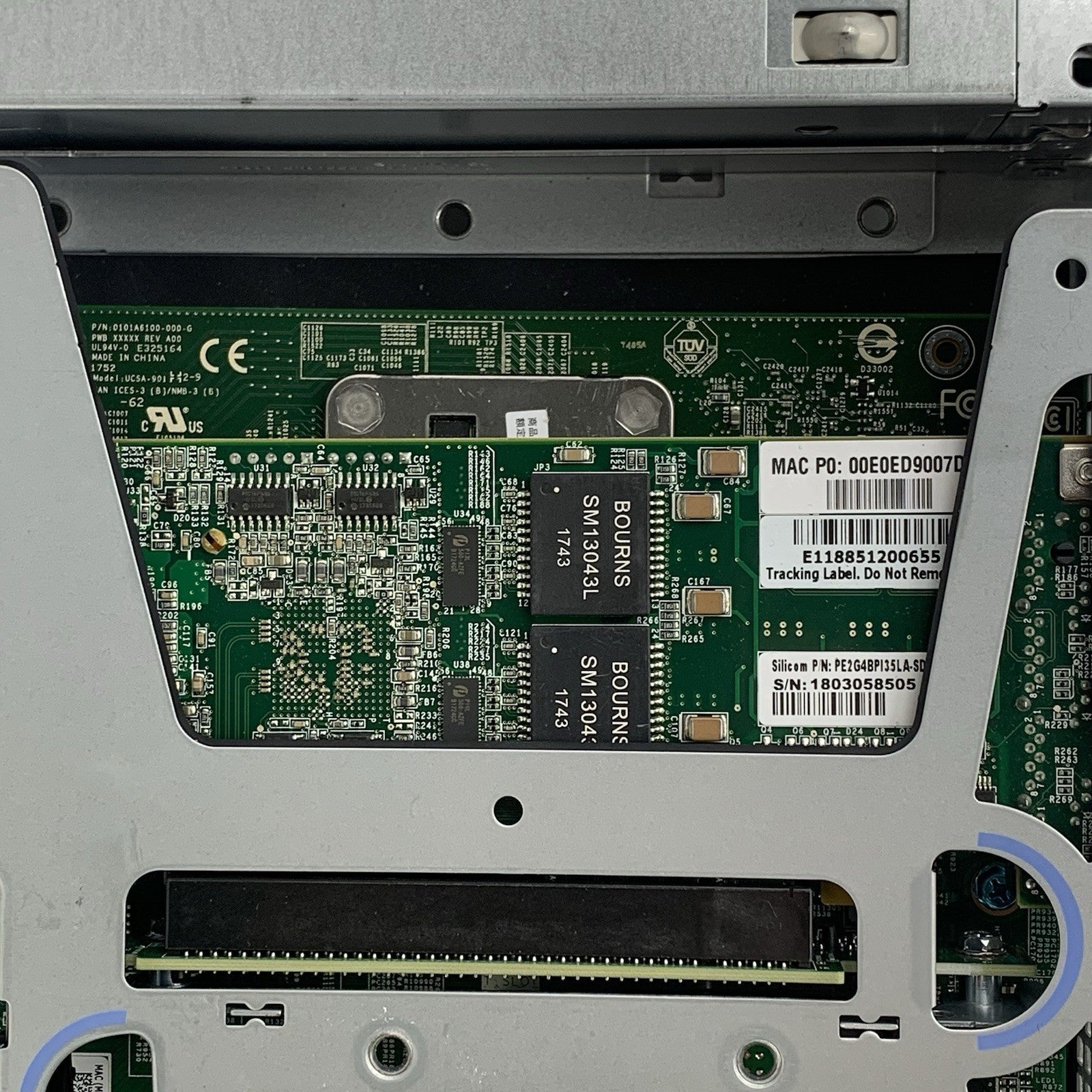 Dell PowerEdge R330 1x Xeon E3-1230v5 3.4 GHz 16 GB PERC H330 No OS No HDD23