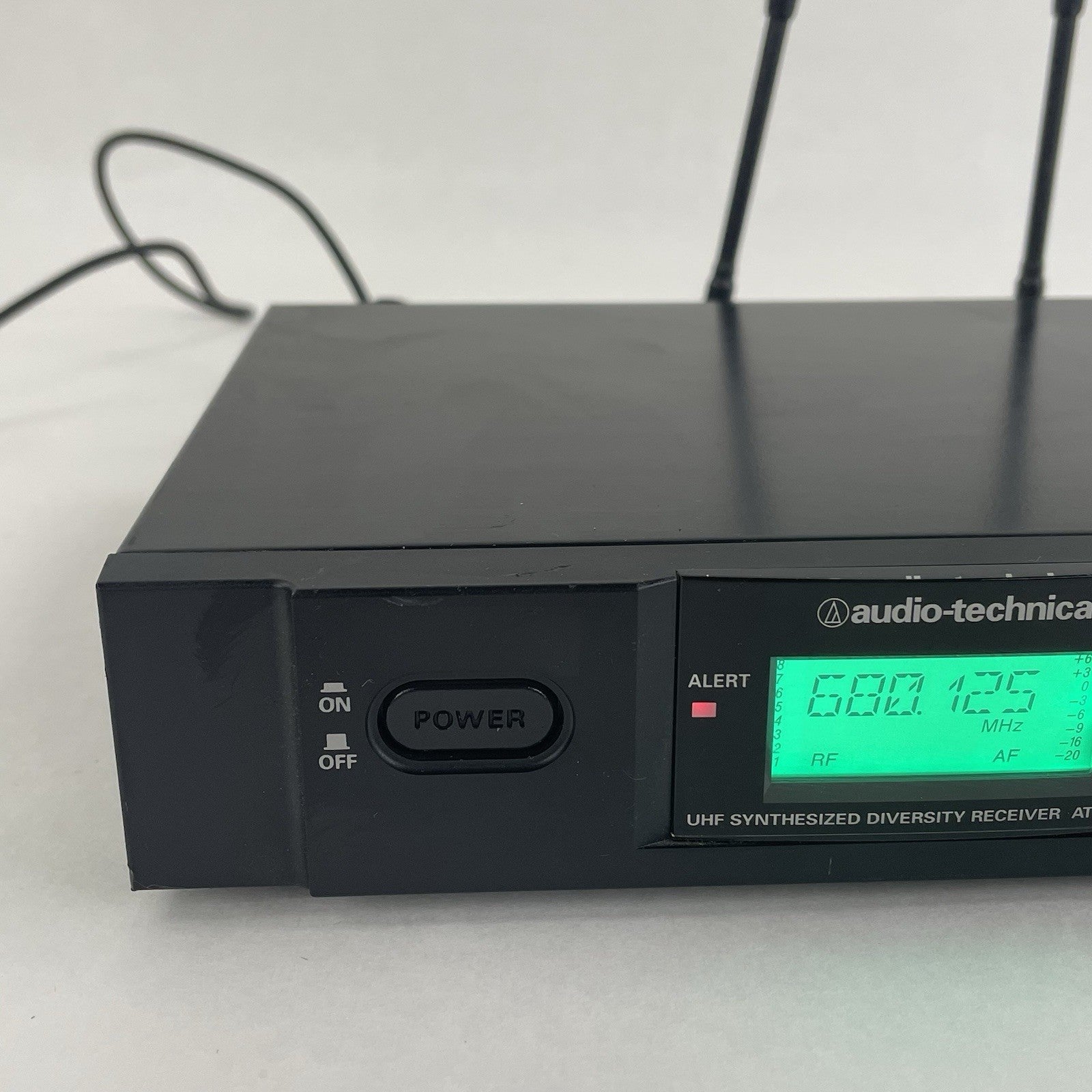 Audio-Technica ATW-R3100BD Freq: 655-680MHz2