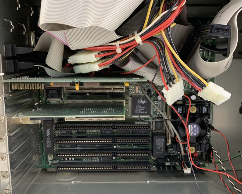 Duracom MiniPro 586 G586-IPC Deskop Pentium 133 MHz 16 MB Ram No HDD No OS