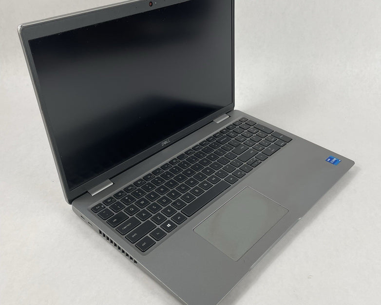 Dell Latitude 5520 15.6" i5-1135G7 2.40 GHz 8 GB RAM No SSD/OS/AC/Batt - READ