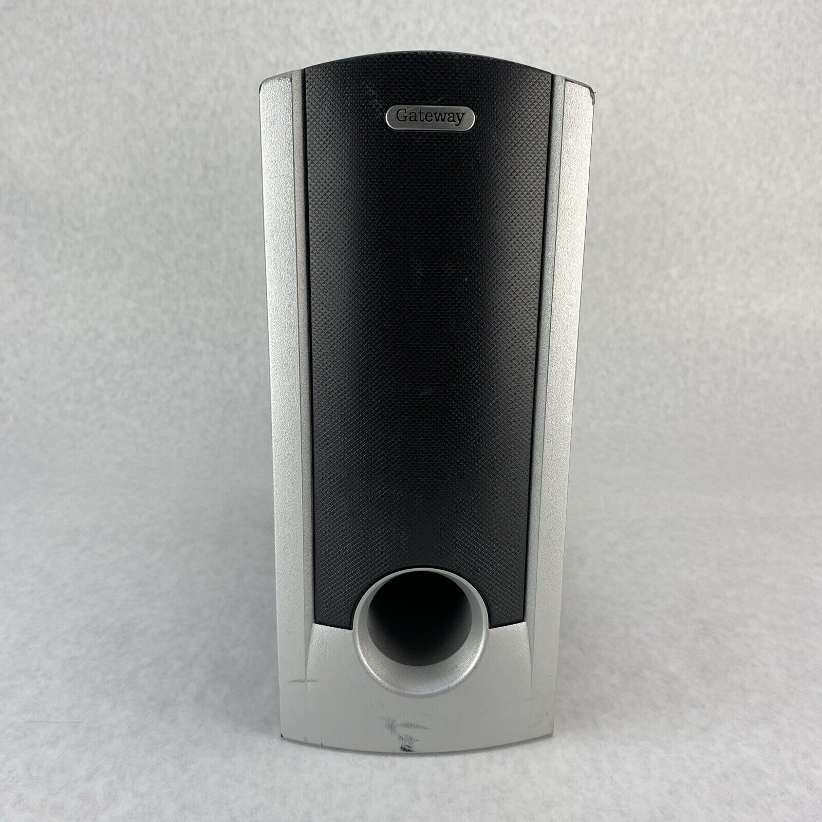 Gateway G-Max 2100 Subwoofer Speaker Tower 7004878