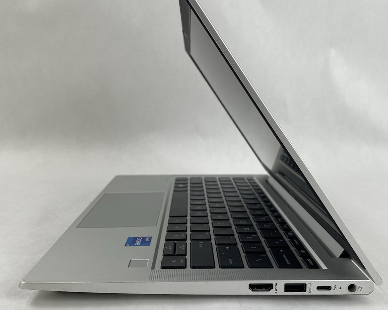 HP ProBook 630 G8 13.3" i7-1165G7 2.60 GHz 8 GB RAM No SSD/OS/AC