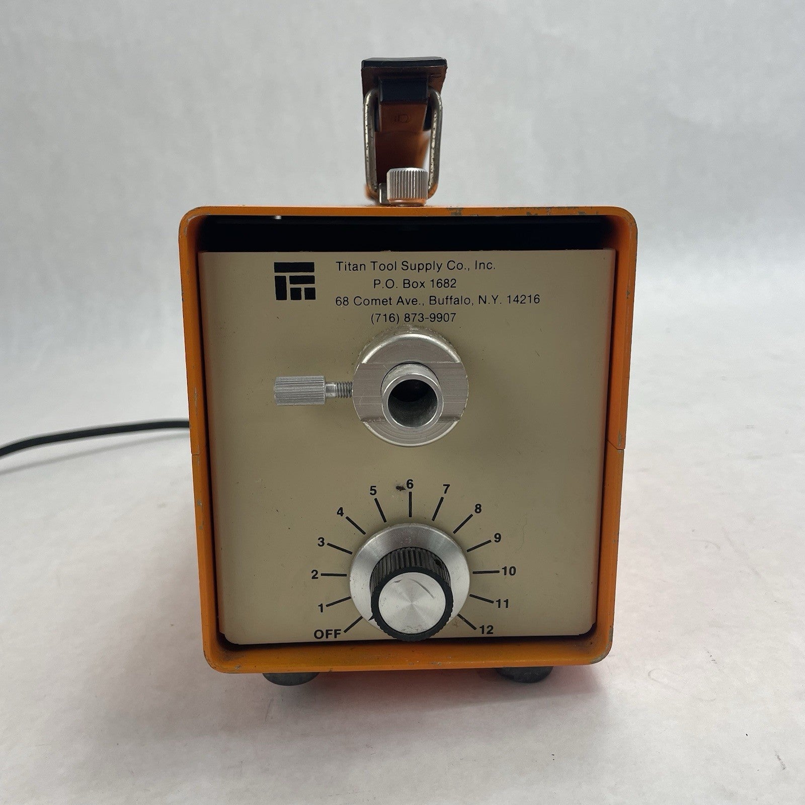 Titan Supply Co. FO-150 Fiber Optic Light Source1