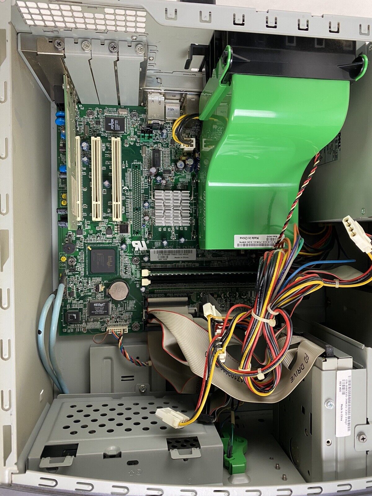 Dell Dimension 2350 MT Intel Pentium 4 2.00GHz 256MB RAM No HDD No OS