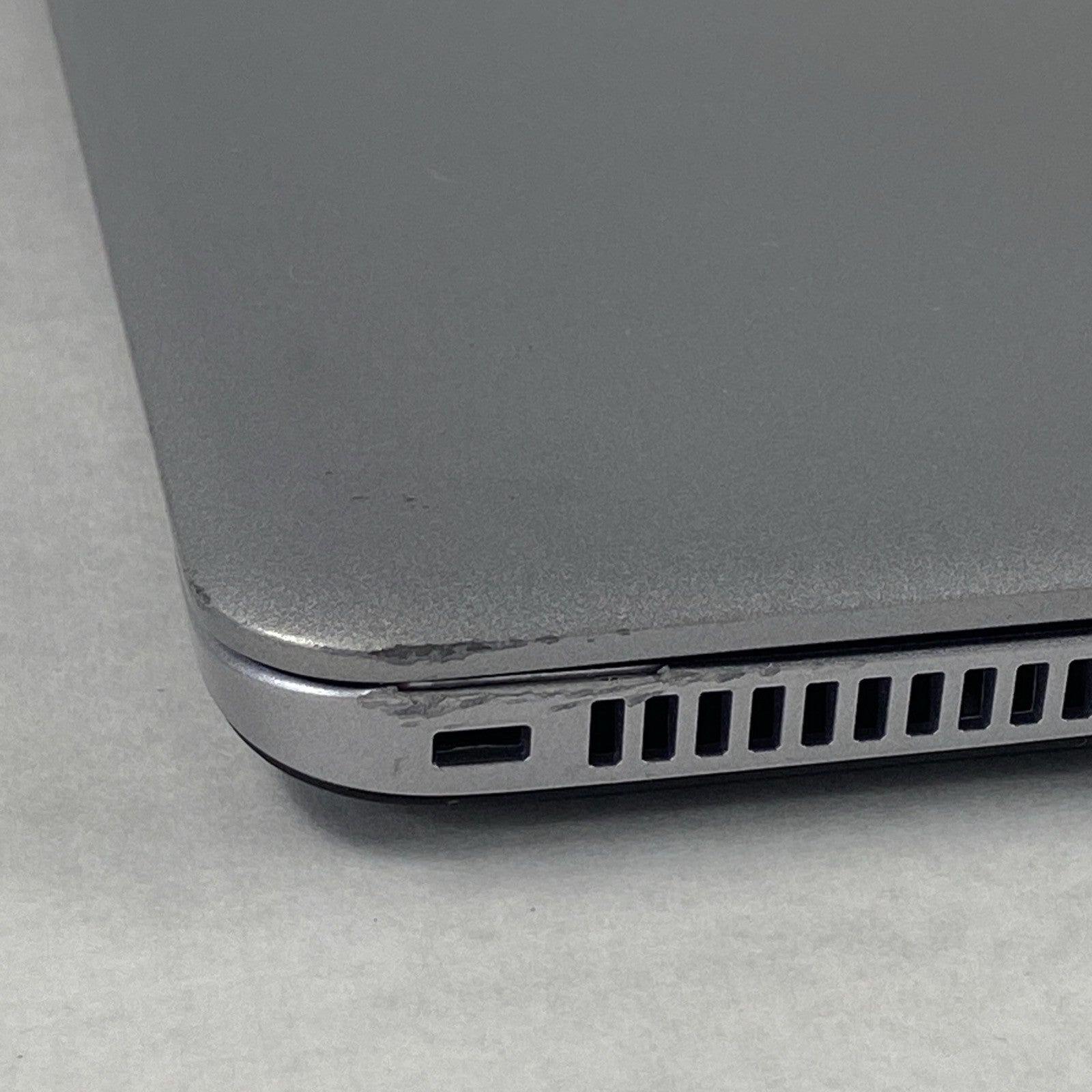 HP EliteBook 850 G3 Core i7-6600U 2.60 GHz 8 GB RAM 15.6" No HDD No OS