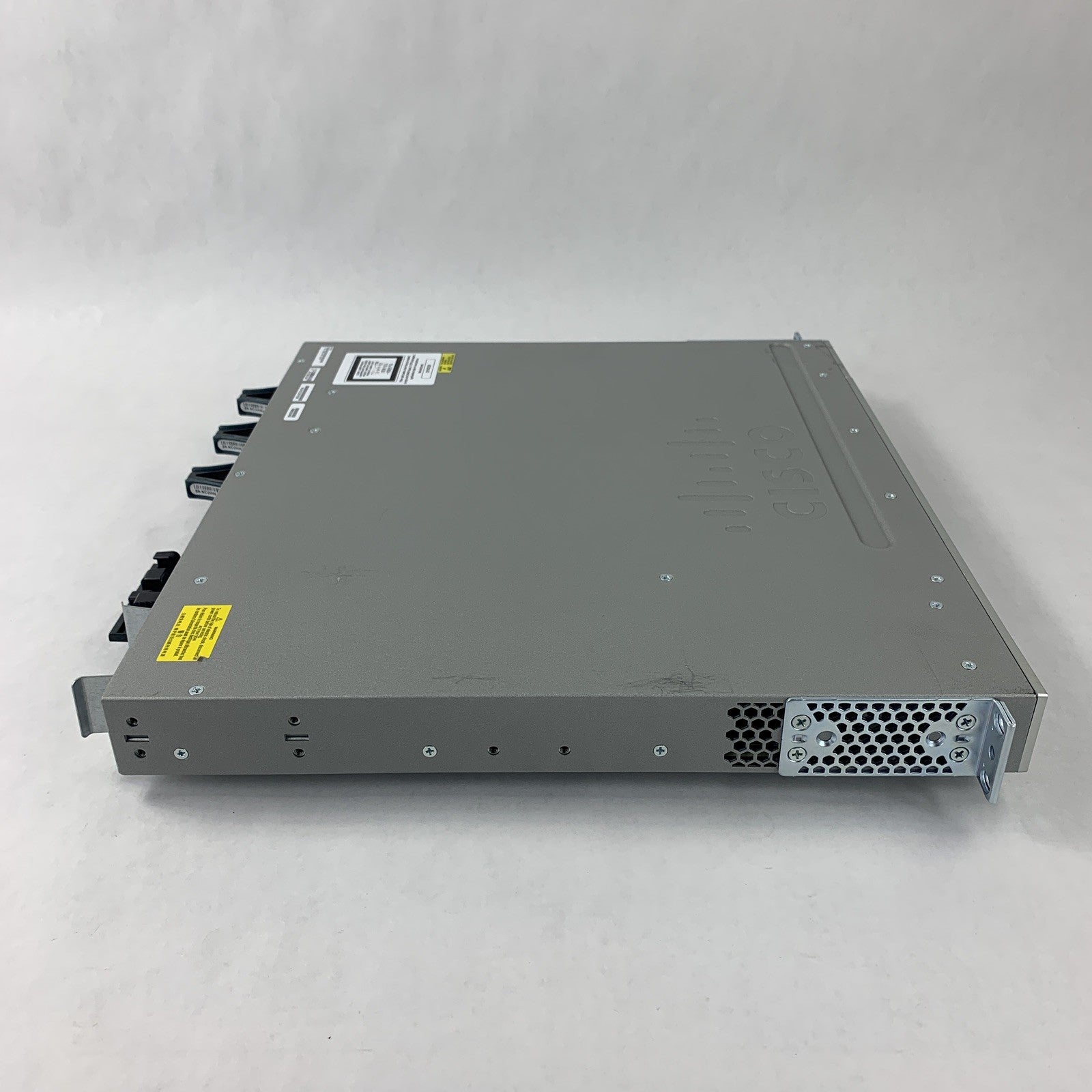 Cisco WS-C3850-48P-S V06 Catalyst 3850 w/ C3850-NM-4-1G Switch Tested Reset