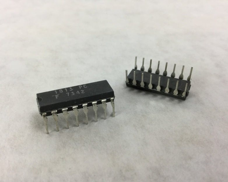 Genuine Fairchild  7342  16 Pin  Lot of 30