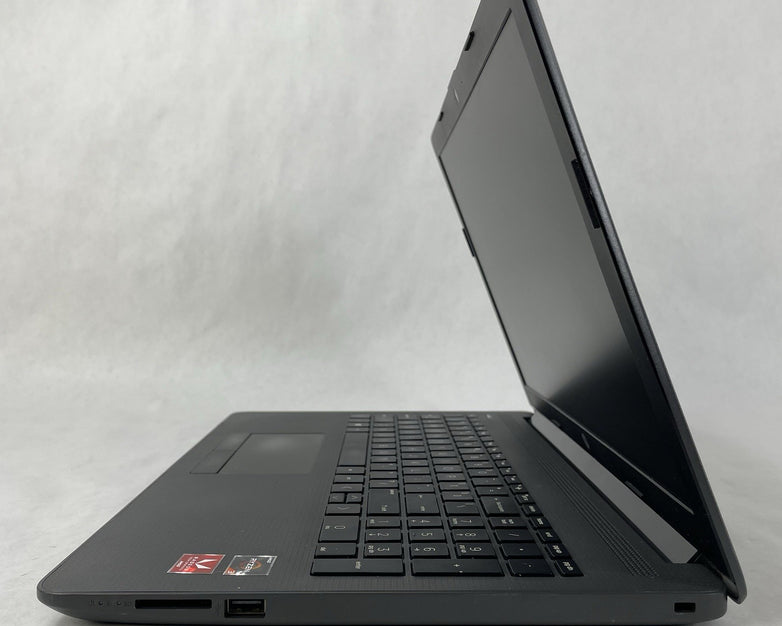 HP 255 G7 15.6" Ryzen 3 2200U 2.50 GHz 8 GB RAM No SSD/OS/AC - READ