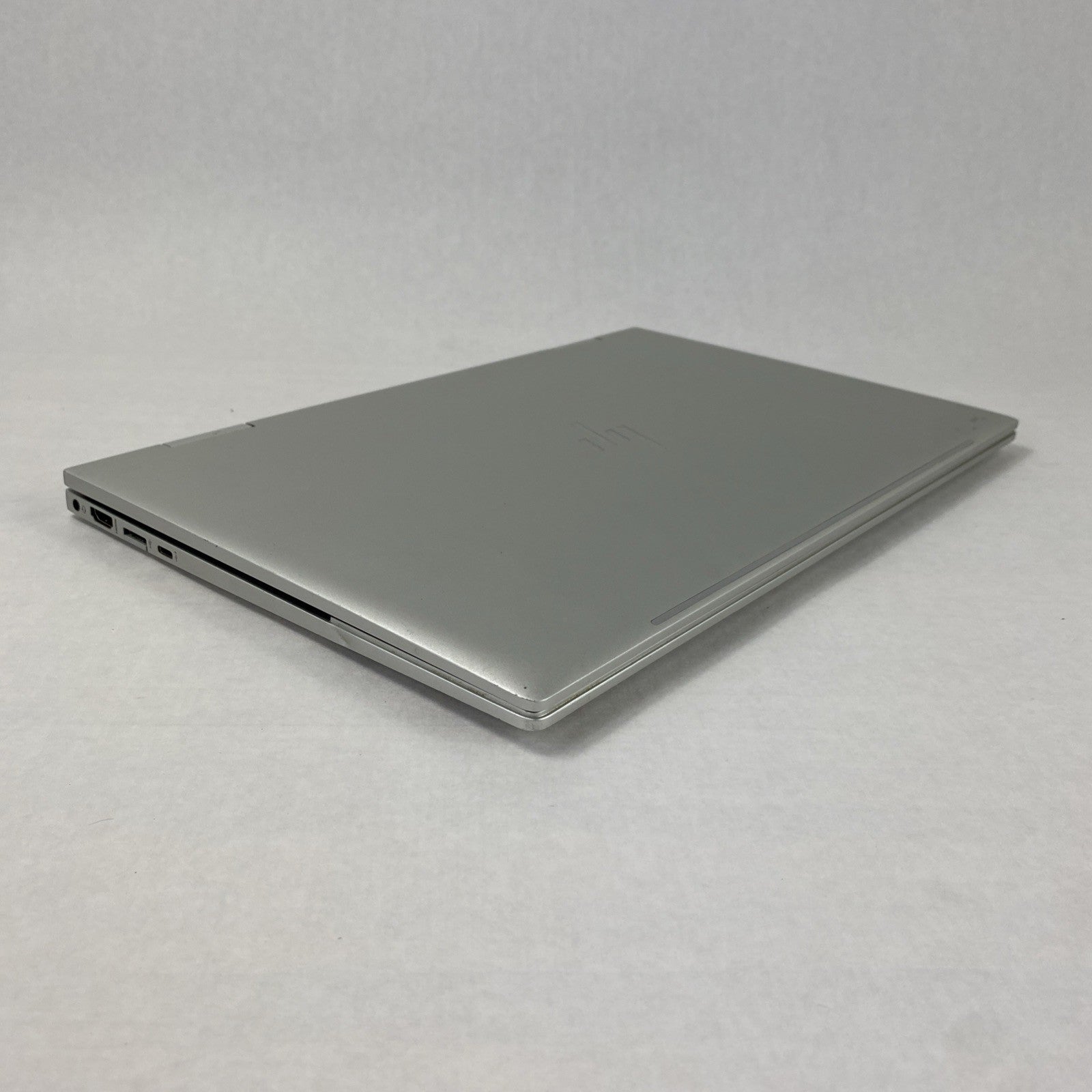 HP Envy x360 m Convertible 15m-ed0023dx 15.6" Touch i7-1065G7 12GB RAM No HDD/OS
