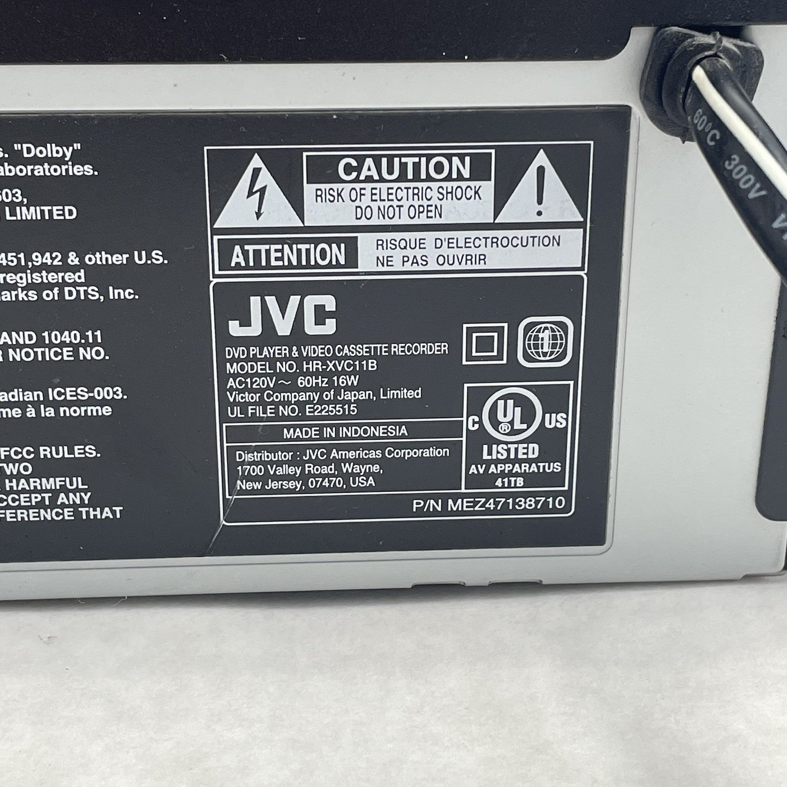 JVC HR-XVC11BJ DVD and VCR Combo Player No Remote Tested/Working9