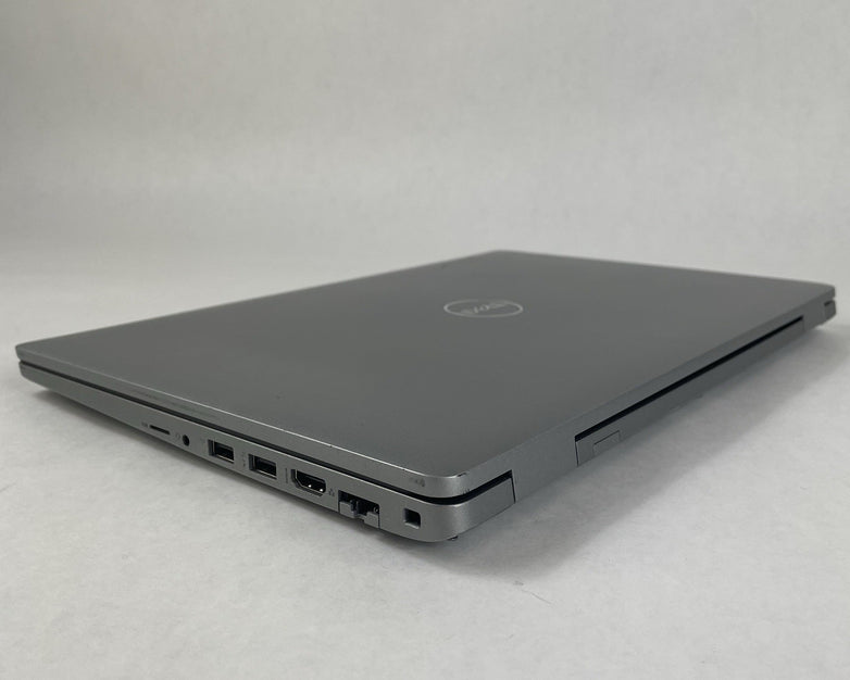 Dell Latitude 5530 15.6" i5-1235U 3.96GHz 8GB RAM No SSD/OS/AC - Scratched Paint