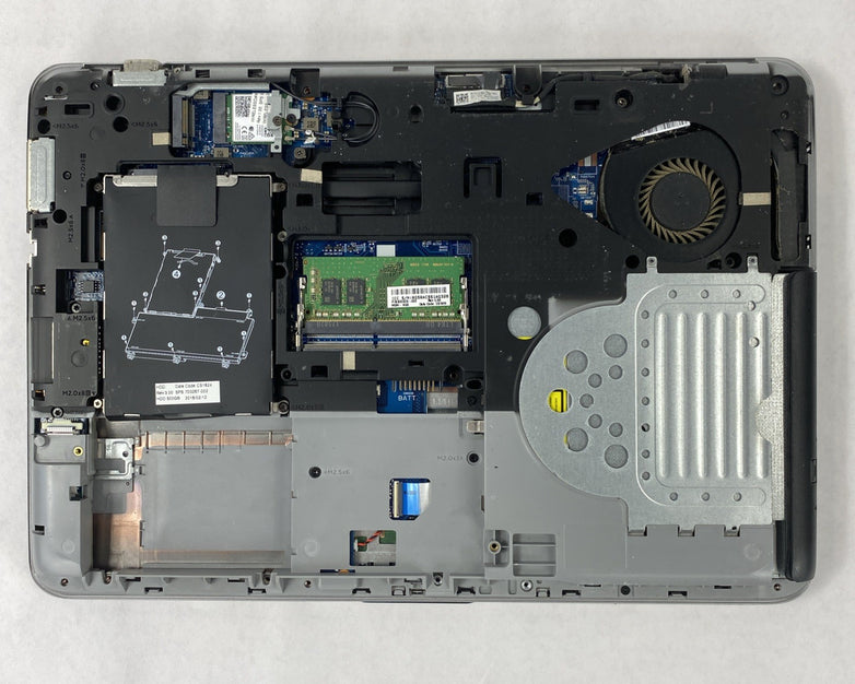 HP ProBook 640 G3 Core i5-7200U 2.50 GHz 8 GB RAM 14" No Battery No HDD No OS