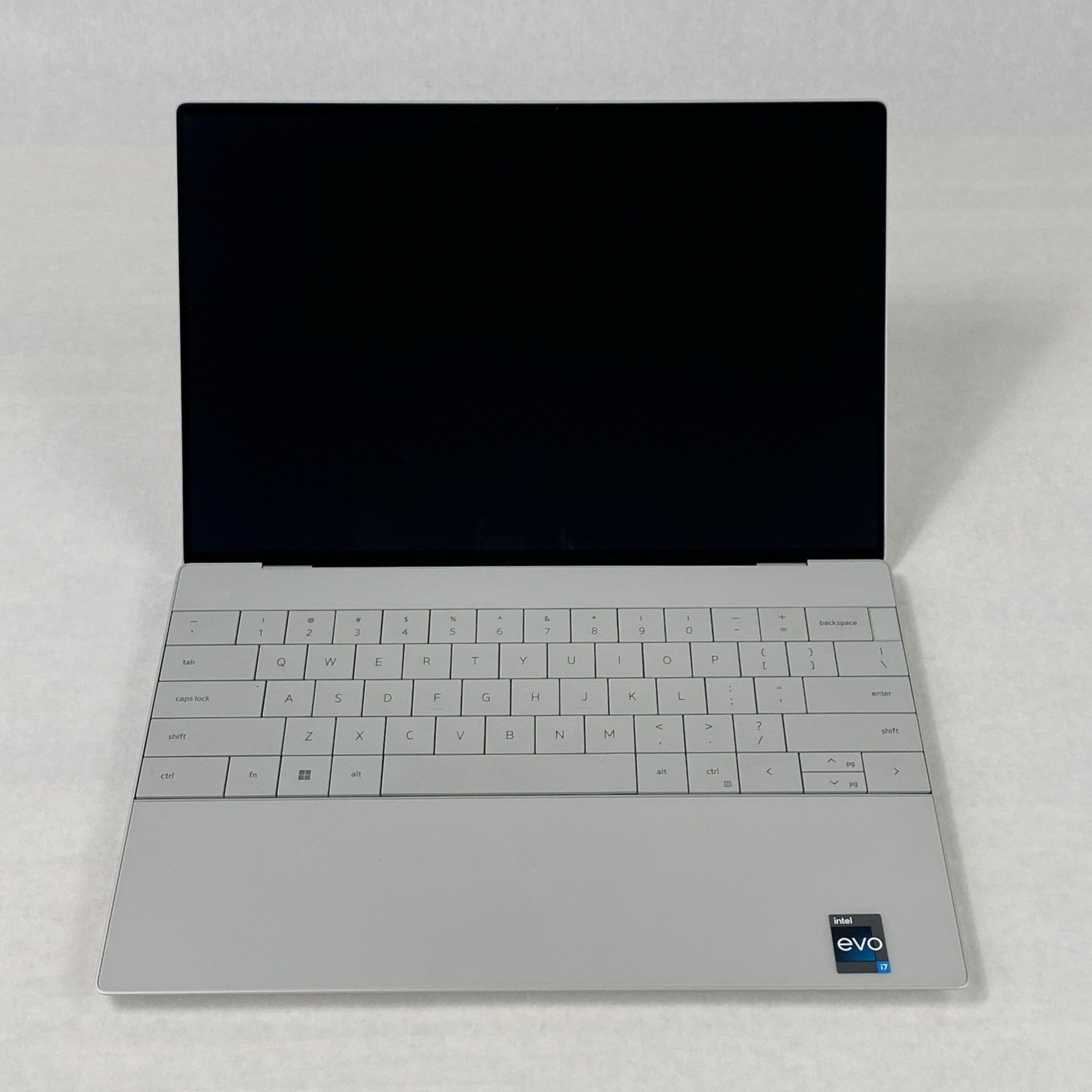 Dell XPS 9320 13.3" Touch i7-1260P 3.26 GHz 16 GB No HDD No OS