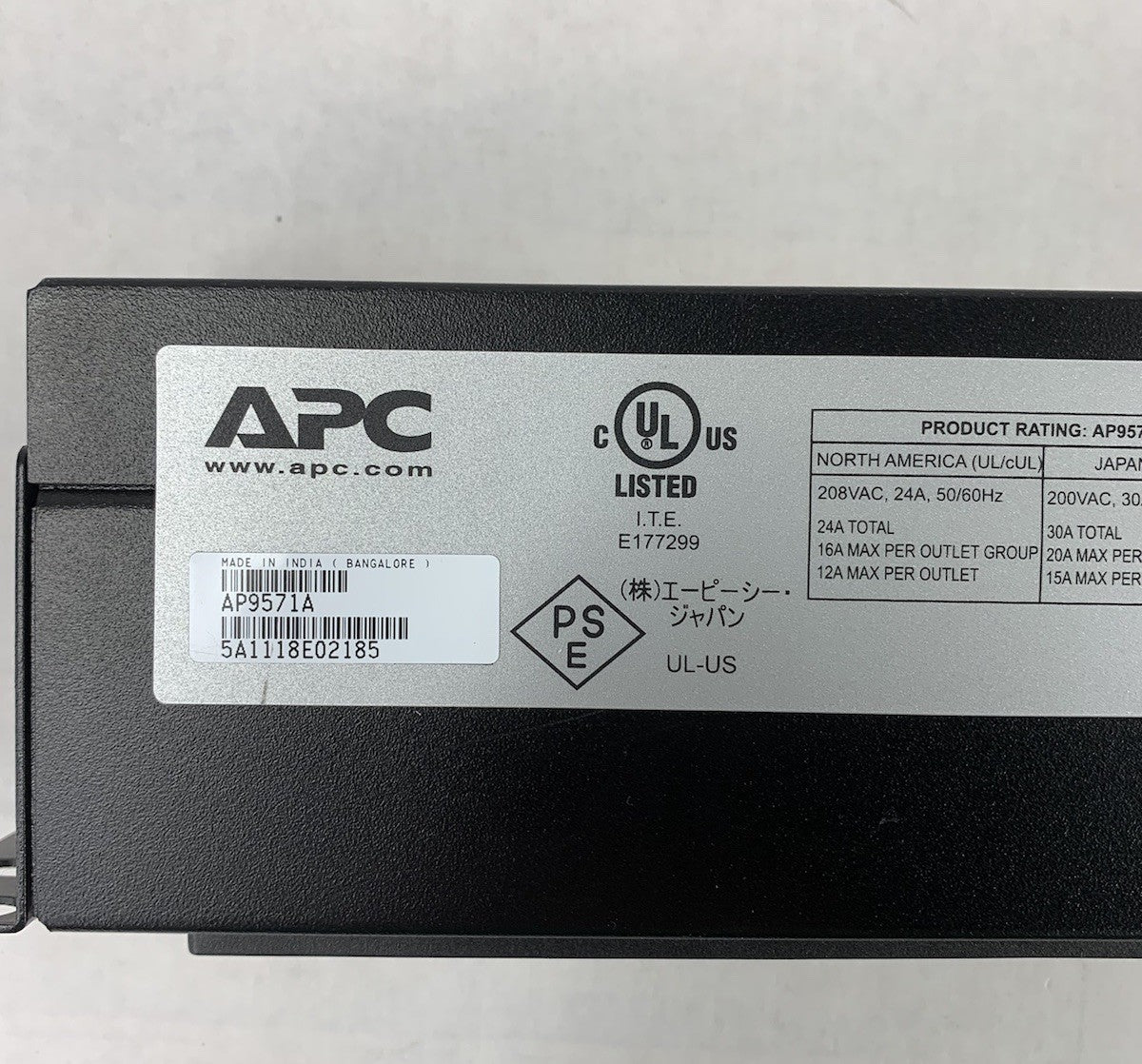 APC AP9571A Basic 1U Rack PDU Power Strip