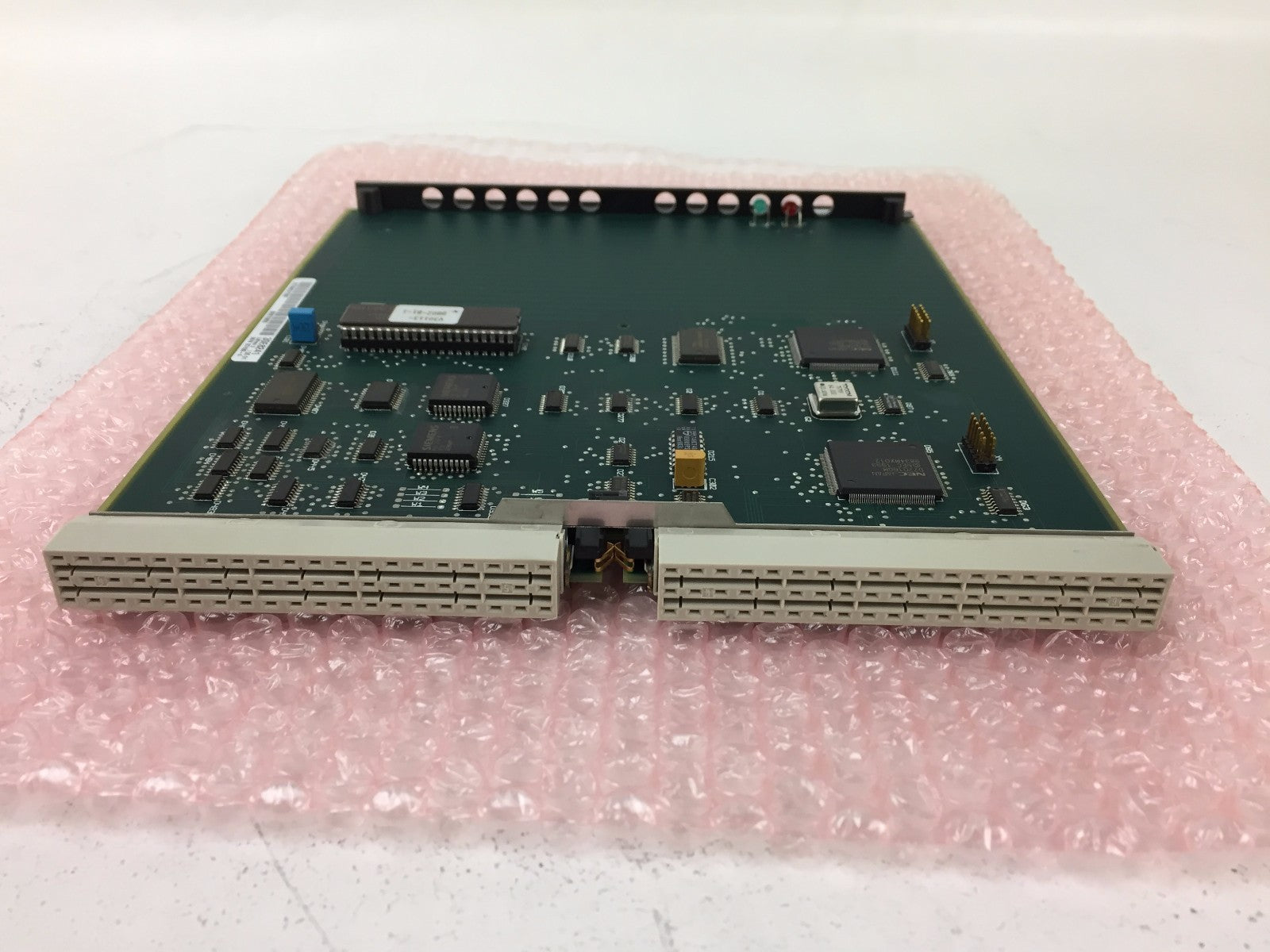 Siemens 1P S30810-Q2233-X000-6 SIUX Q2233 X000 Rev 4 PCB Board Card