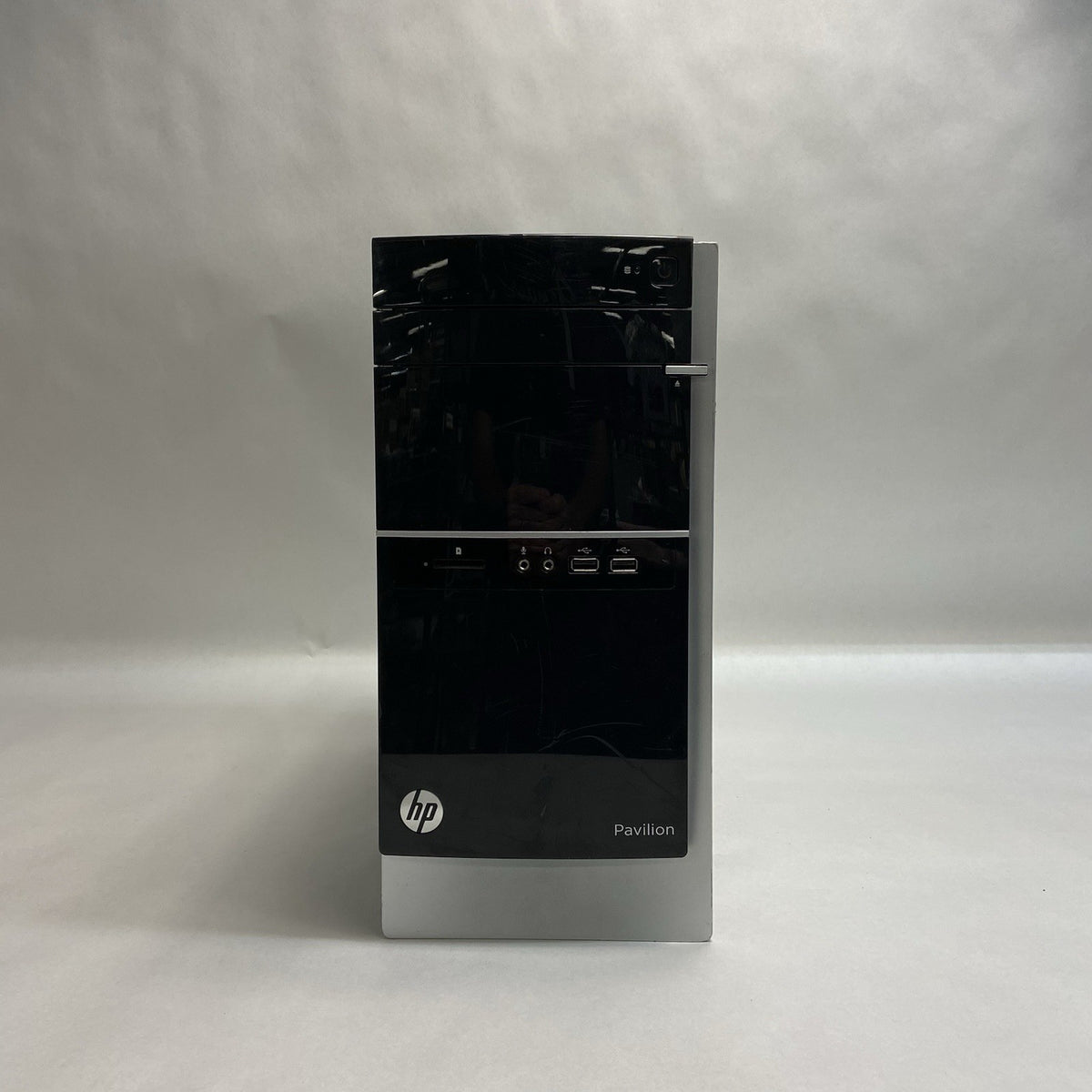 HP Pavilion 500-424 MT AMD A8-6410 2GHz 8GB RAM No AC/HDD/OS1