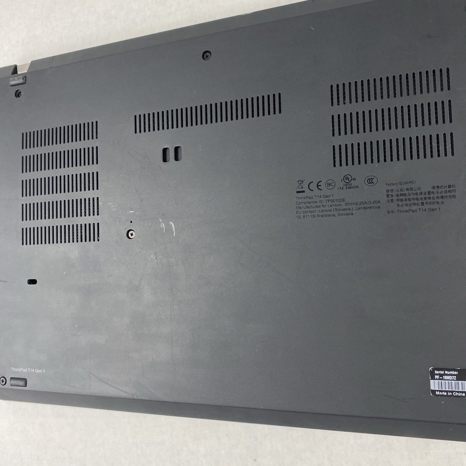 Lenovo ThinkPad T14 Gen 1 i5-10310U 1.70 GHz 8 GB RAM 14" No Batt. No SSD No OS
