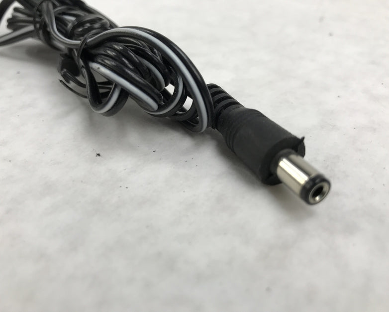 Tamura AC Adapter 835AS15080 IN:120V AC 60Hz 20W OUT: DC 15.0V 800mA