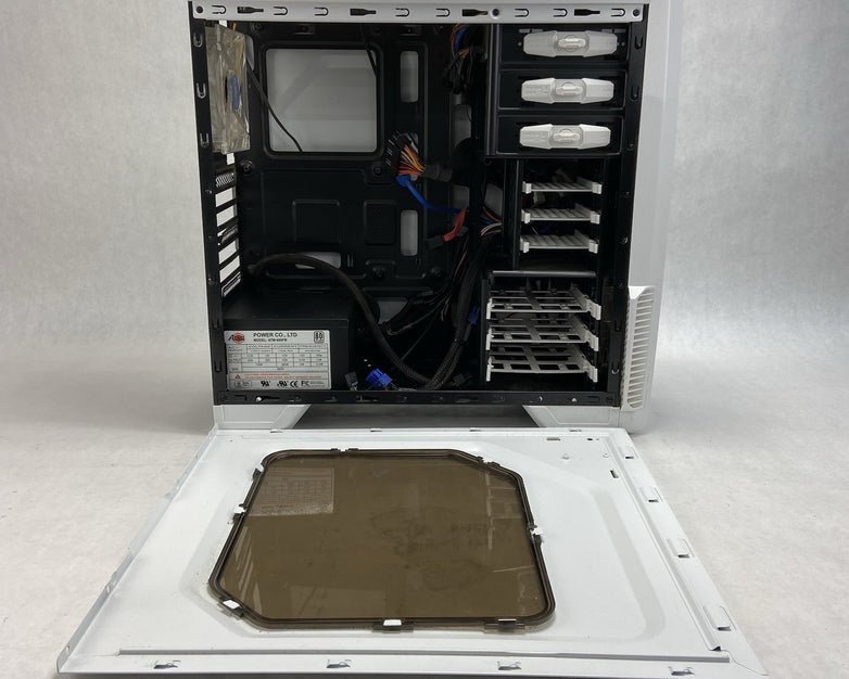 Cyber Power Mid Tower Gaming Computer Case ATNG ATM-600FB 600W ATX PSU 80 PLUS