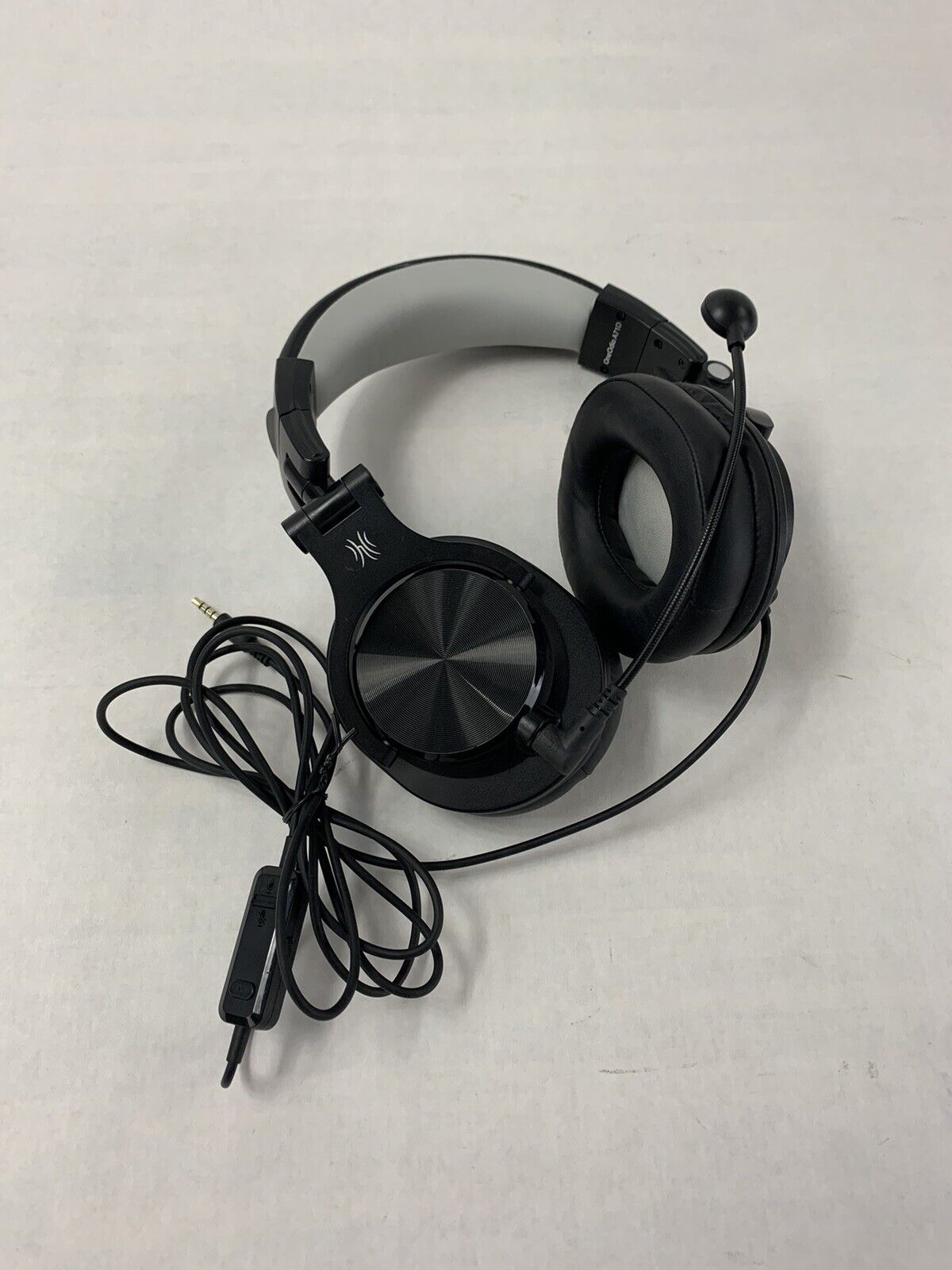 OneOdio A71D Computer Gaming Wired Over Ear Headset with Detachable Microphone