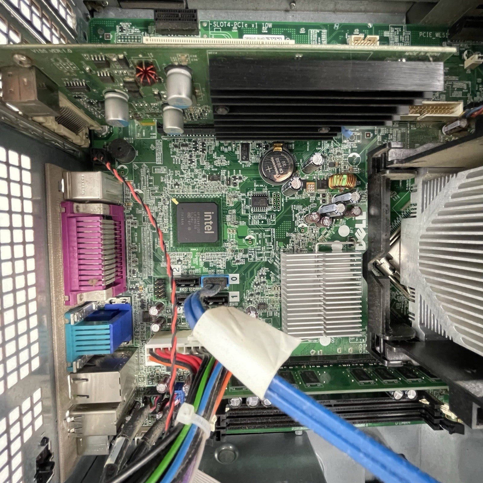 Dell OptiPlex 960 MT Core 2 Duo E8400 3.00 GHz 2 GB RAM No HDD No OS