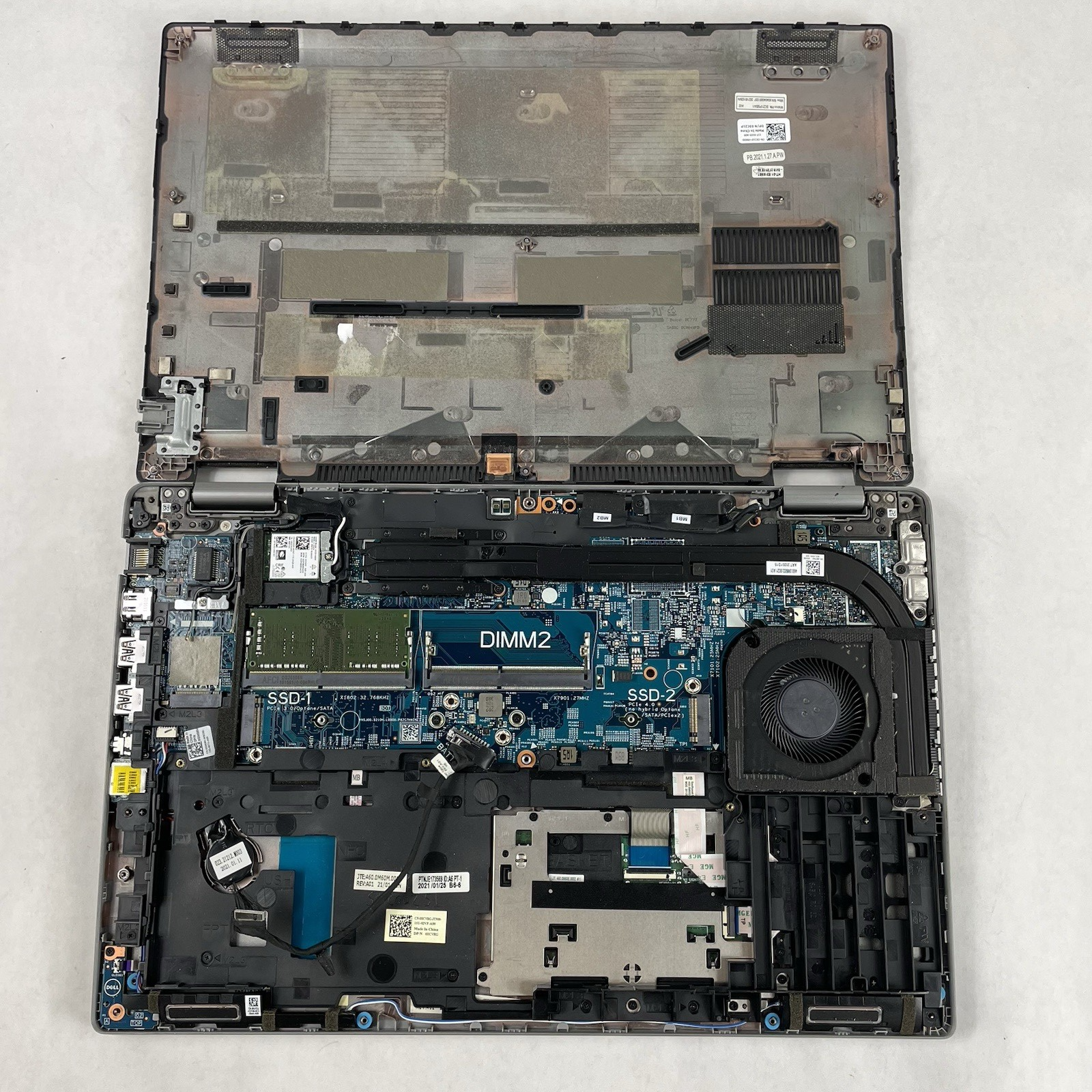 Dell Latitude 5520 15.6" i5-1135G7 2.40 GHz 8 GB RAM No SSD/OS/AC/Batt14