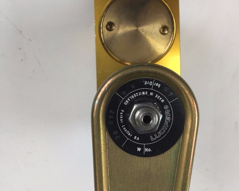 PARKER LUCIFER 345B04 488163N9 250 V= Directional Valve