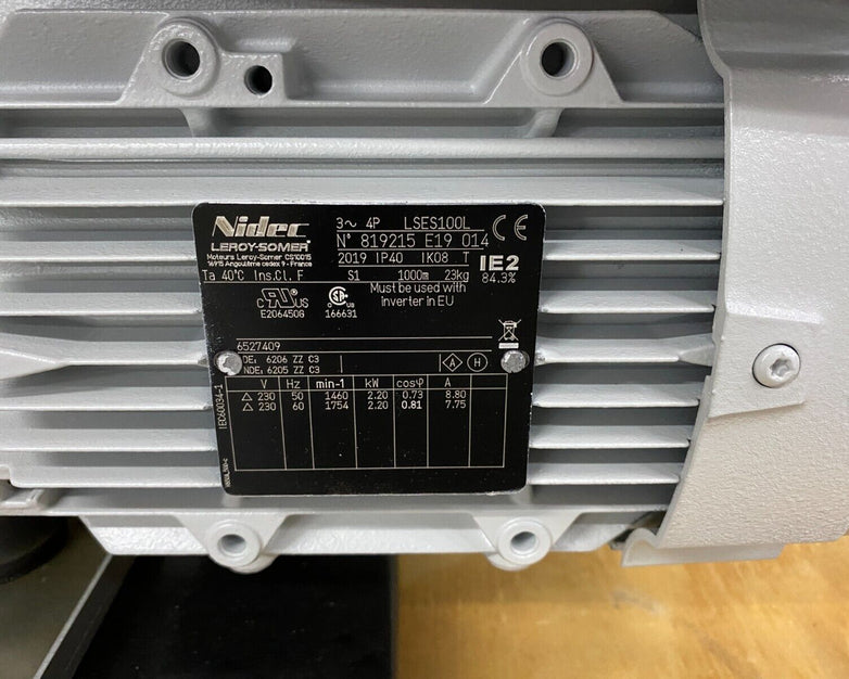 Sogevac Leybold SV120BIFC 960563V3002 Vacuum Pump - Parts or Repair