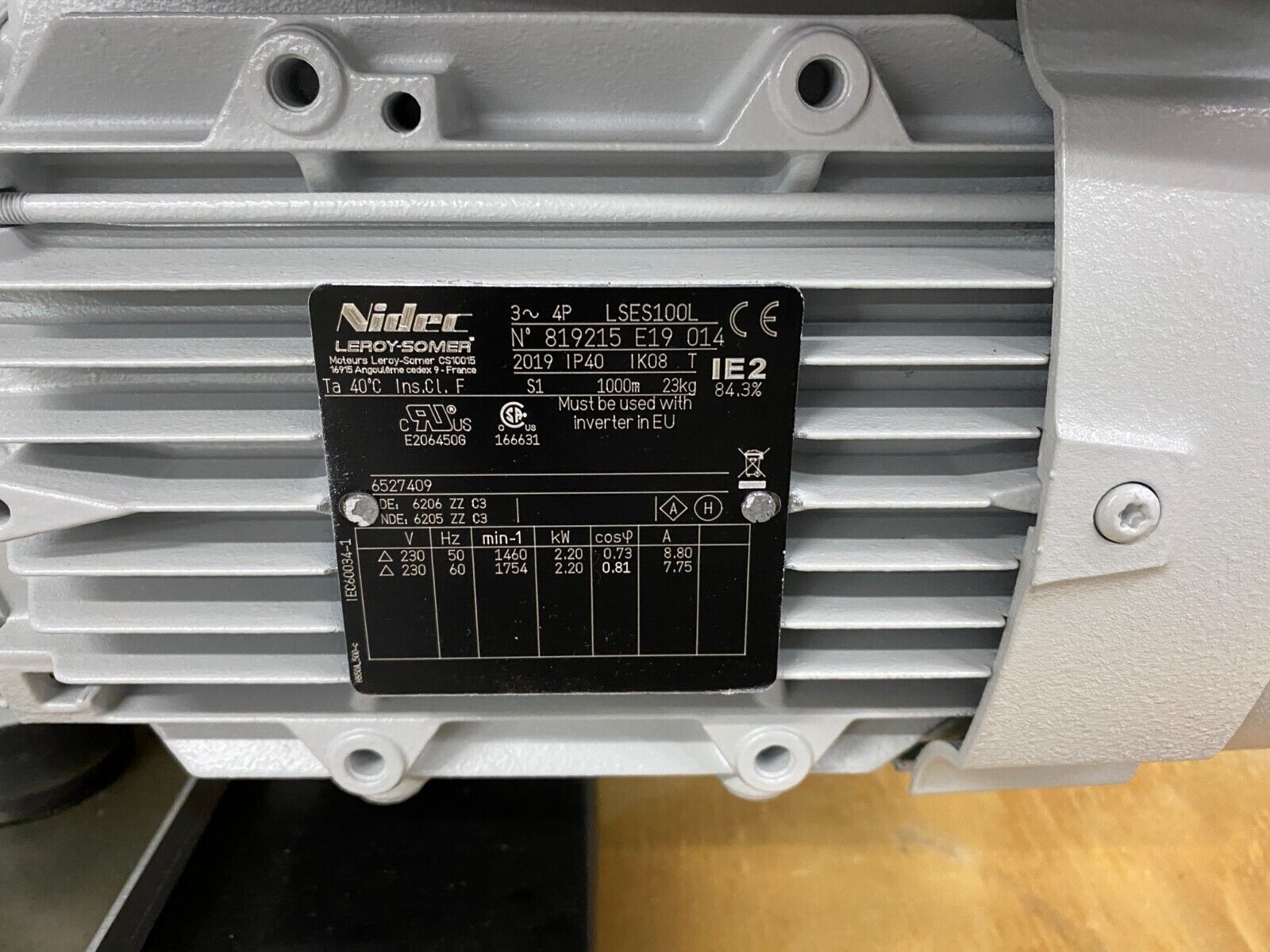 Sogevac Leybold SV120BIFC 960563V3002 Vacuum Pump - Parts or Repair