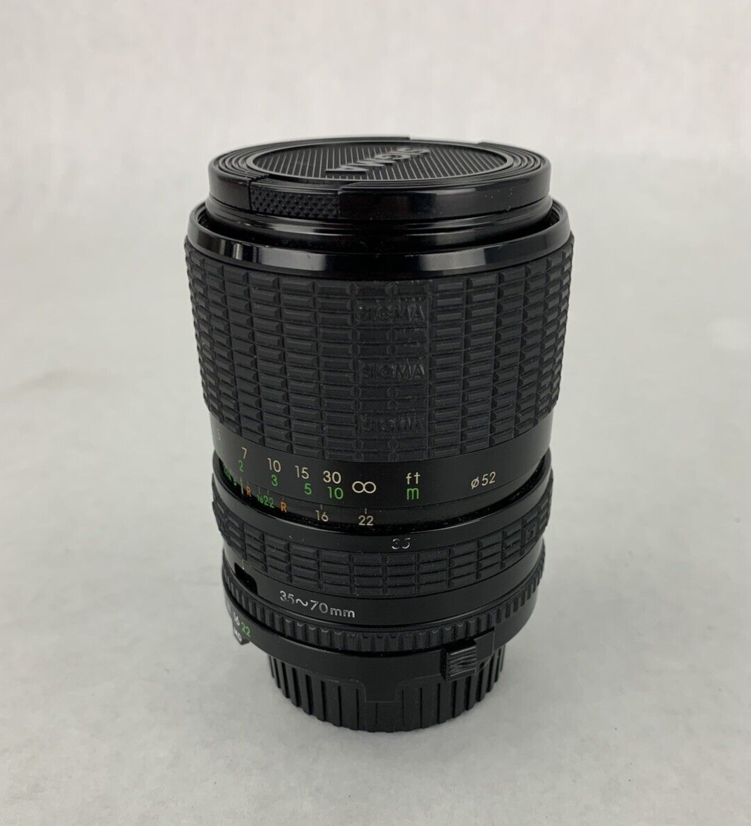 Sigma Standard Zoom 1:2.8-4 f=35-70mm 656790 Camera Lens