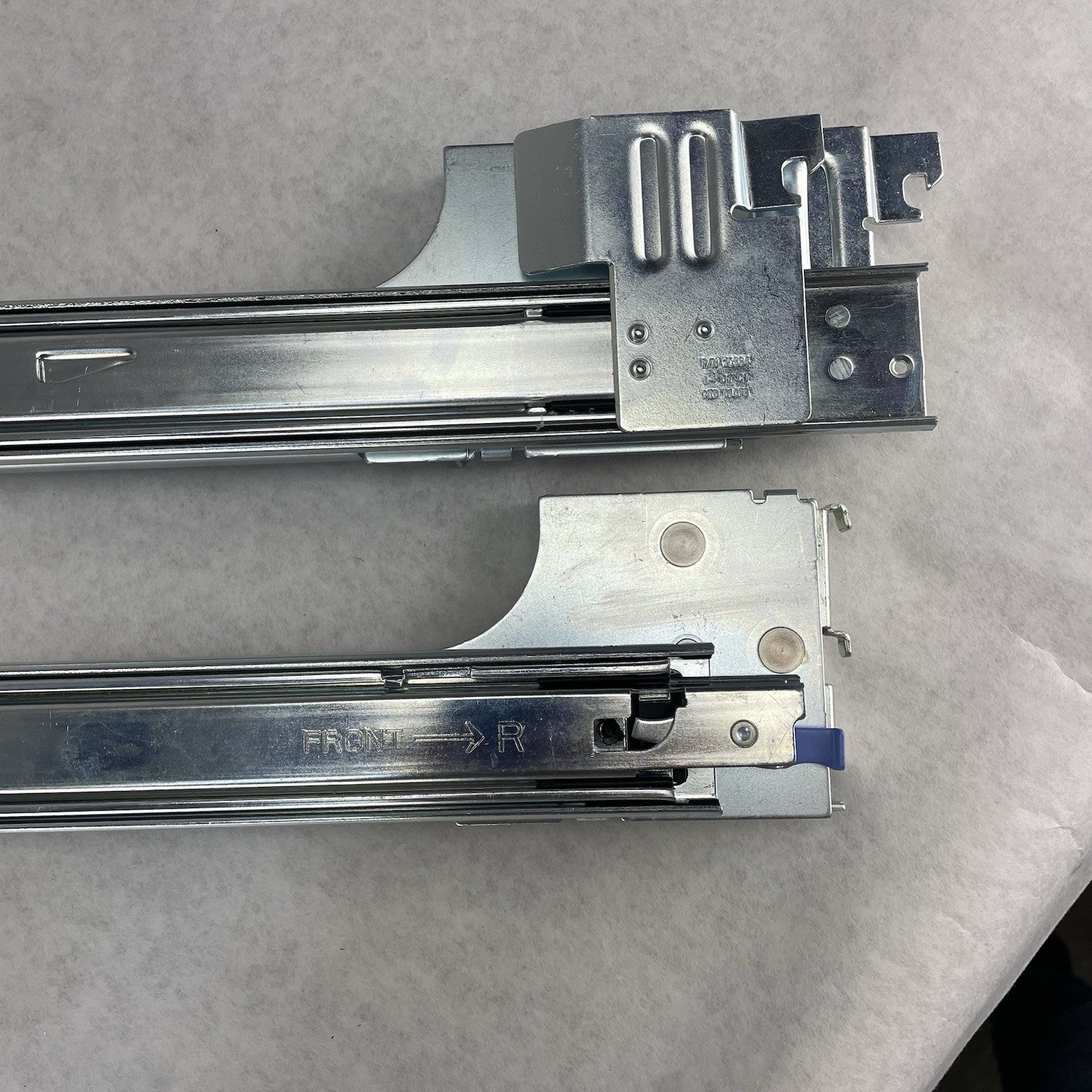 Dell PowerEdge 2950/2970 Sliding Rail CN-0GM761-01078 CN-0UN443-01078 L & R