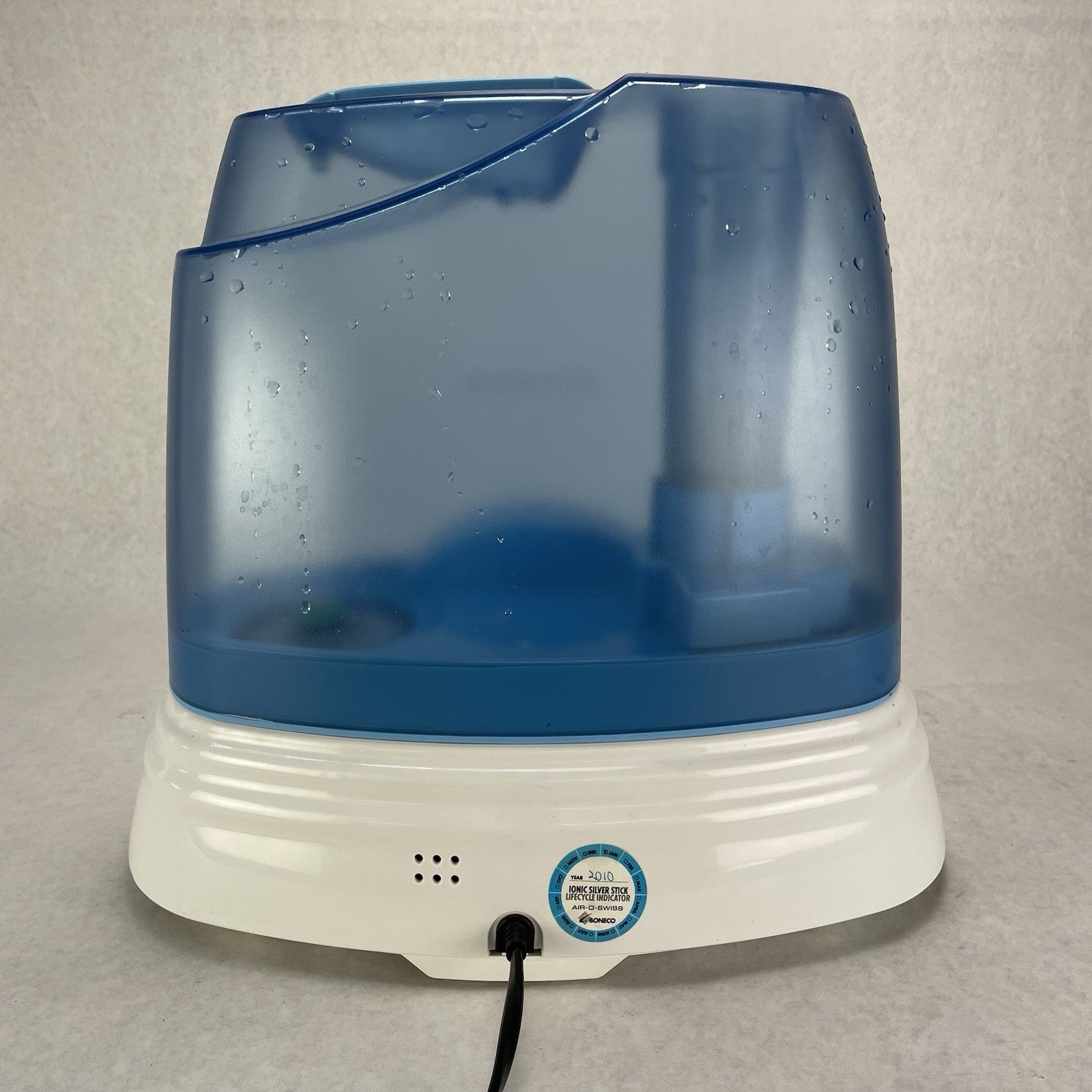 Air-O-Swiss Advanced Air Treatment Systems AOS 7135 Ultrasonic Humidifier Tested